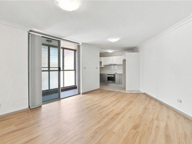 1 Bedroom Apartment In The Heart of Potts Point