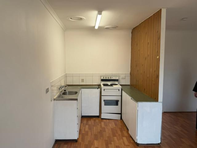 1 bedroom unit in central location