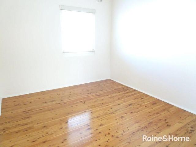 1 Bedroom Unit Near The Esplanade