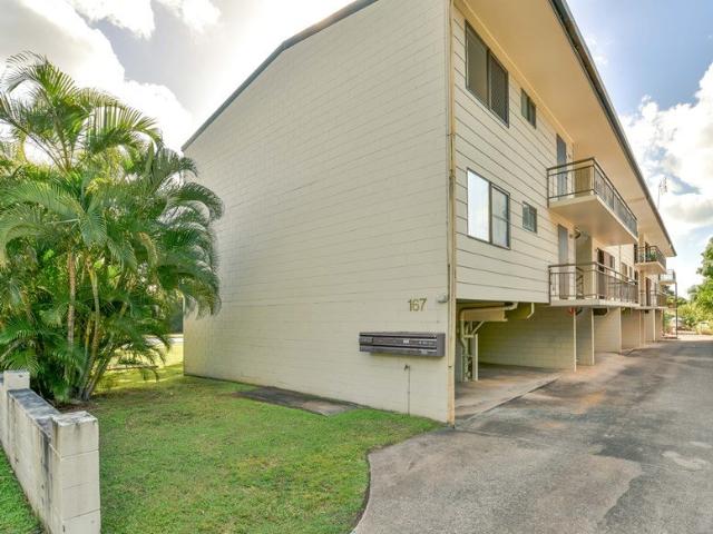 1 BEDROOM UNIT PERFECT LOCATION !
