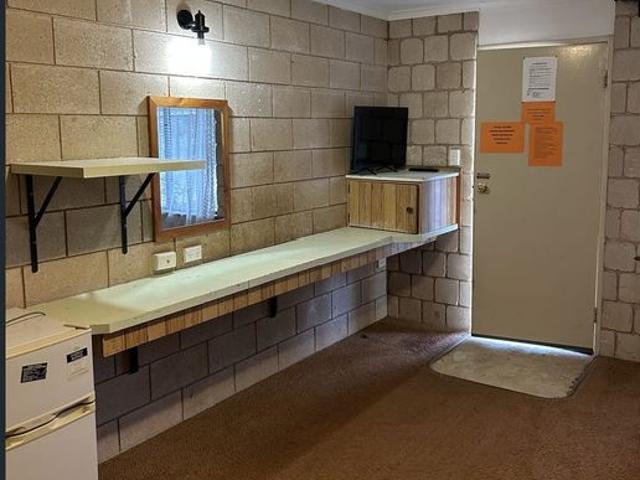1 bedroom units Multiple available