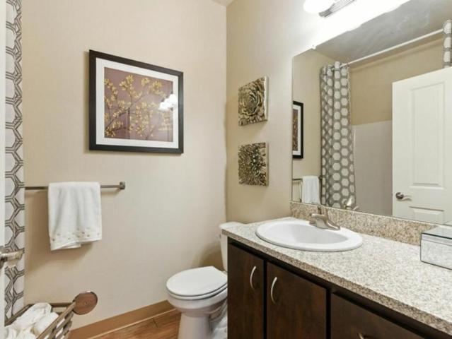 1 bedroom, Vancouver WA 98684 105732315