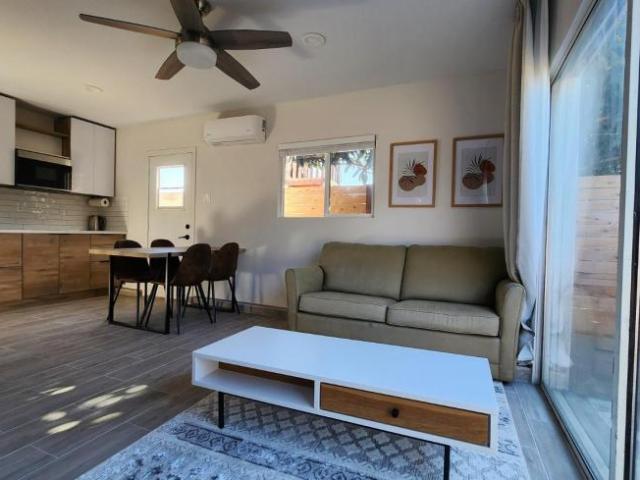 1 bedroom, Vista CA 92083 106244783