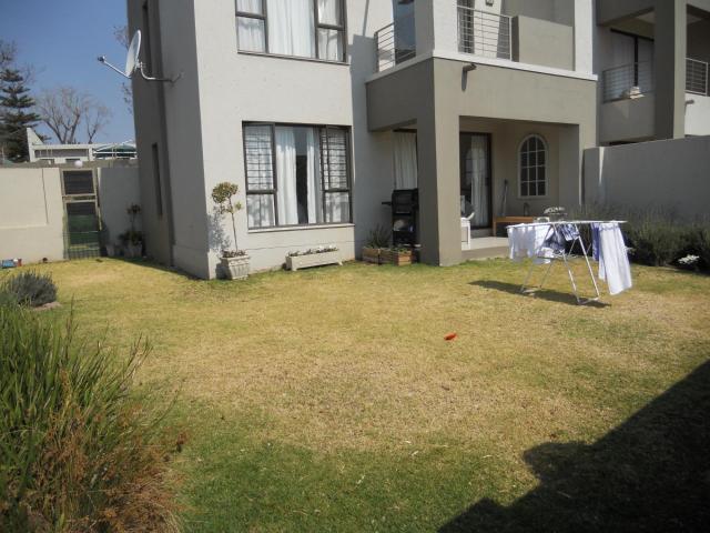 1 BedroomApartment / Flat For Rent inBryanston