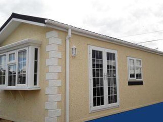 1 Bedrooms Mobile/park home for sale in Worthing Road, Rustington, Littlehampton BN16