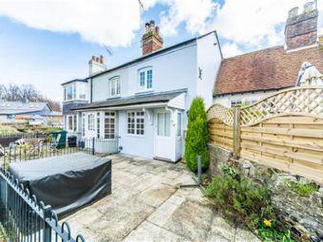 1 Bedrooms Cottage for rent in Queen Street, Arundel, West Sussex BN18