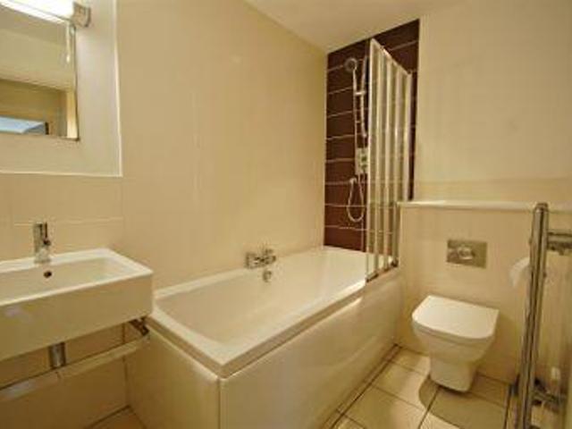 1 Bedrooms Detached house for rent in Charles Street, Petersfield GU32