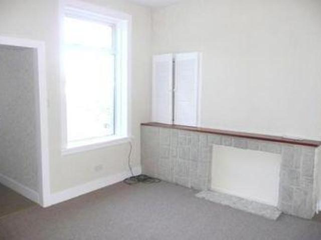 1 Bedrooms Flat for rent in 4d Kirkland Road, Darvel KA17