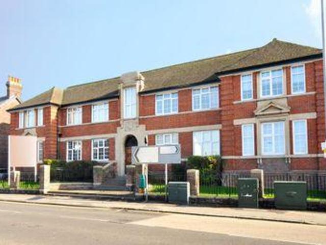 1 Bedrooms Flat for rent in Copsham House, Broad Street HP5