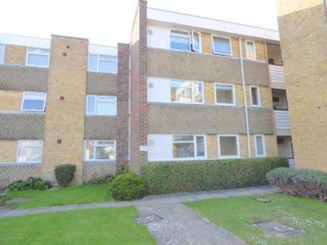 1 Bedrooms Flat for rent in Chichester Court, Rustington, Littlehampton BN16