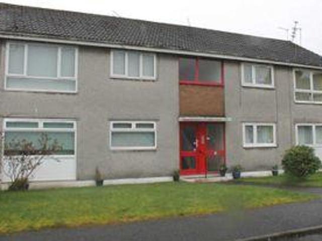 1 Bedrooms Flat for rent in Kilearn Road, Gallowhill, Paisley PA3