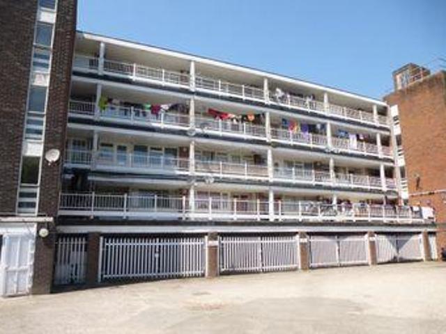 1 Bedrooms Flat for rent in Mason Street, Coseley, Bilston WV14