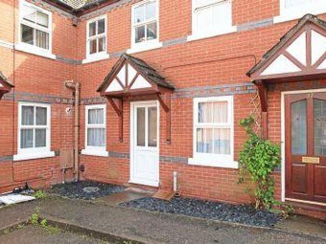 1 Bedrooms Flat for rent in Meadow Brook Close, Madeley, Telford TF7