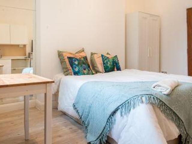 1 Bedrooms Flat for rent in Shirland Rd, Maida Vale, Central London W9