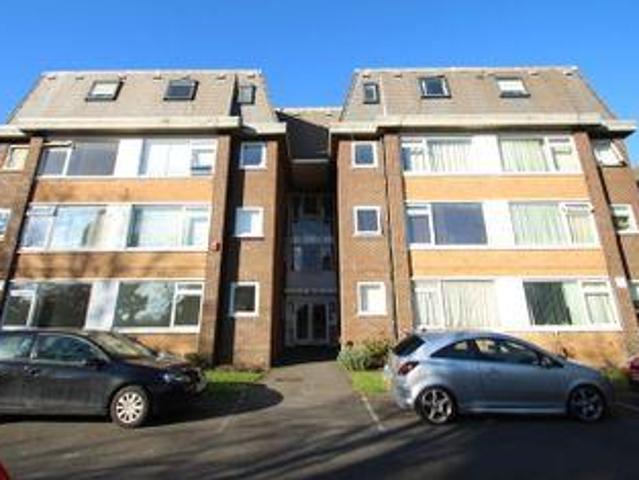 1 Bedrooms Flat for rent in Westmoreland Road, Bromley BR2