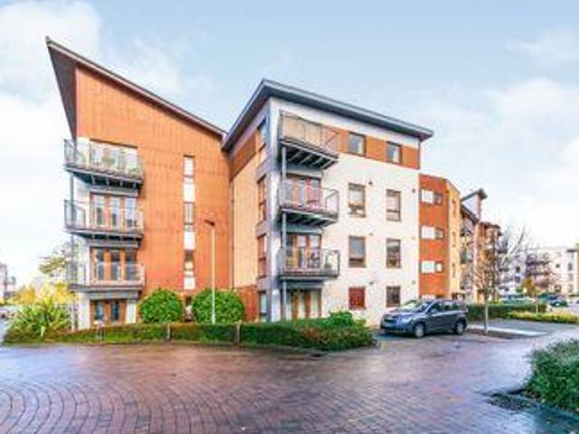 1 Bedrooms Flat for sale in Commonwealth Drive, Crawley RH10