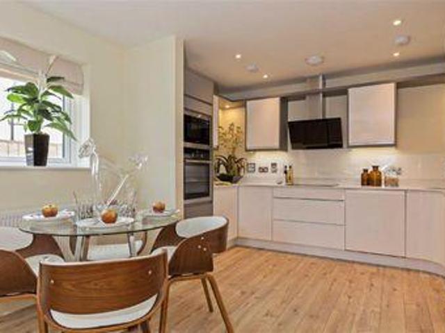 1 Bedrooms Flat for sale in Cooks Way, Hitchin, Hertfordshire SG4