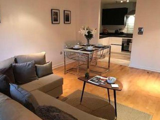 1 Bedrooms Flat for sale in Coopers Court, The Old Brewery, Cardiff, Caerdydd CF10