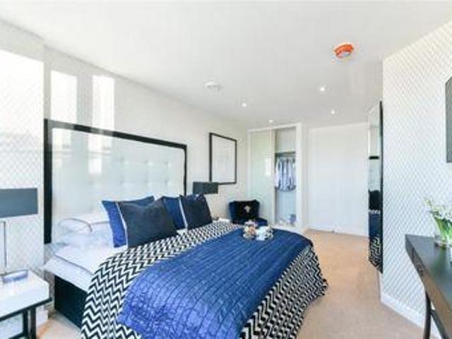 1 Bedrooms Flat for sale in Callis Yard, Woolwich SE18