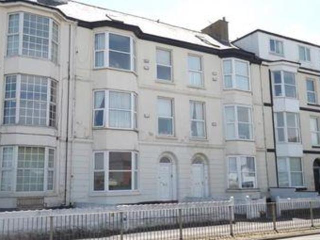 1 Bedrooms Flat for sale in Marine Road, Pensarn, Abergele, Conwy LL22