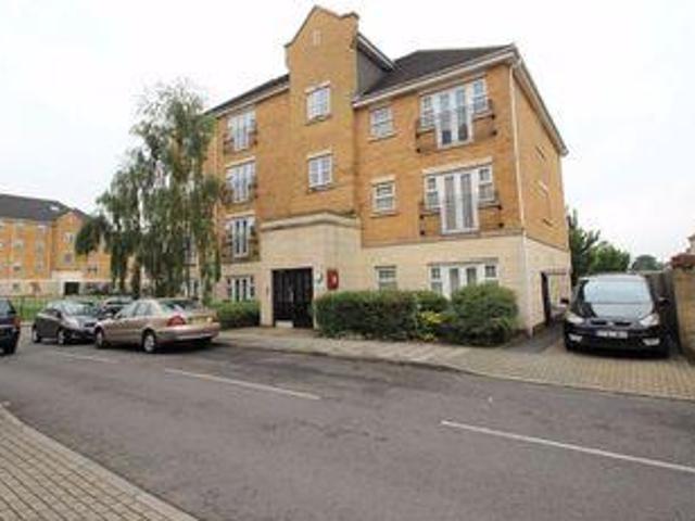 1 Bedrooms Flat for sale in Scott Road, Edgware, Middlesex HA8
