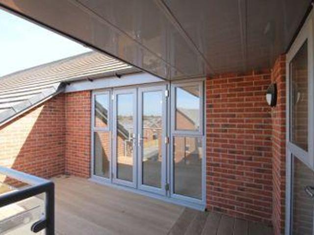 1 Bedrooms Flat for sale in Swallow Place, Lyne Hill, Penkridge ST19