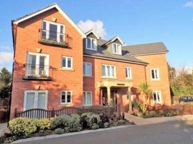 1 Bedrooms Flat for sale in Pegasus Court, Leicester Road, Market Harborough, Leicestershire LE16