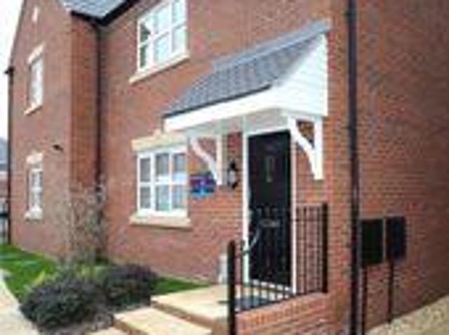 1 Bedrooms Flat for sale in Ryelands Crescent, Stoke Golding, Nuneaton, Leicestershire CV13