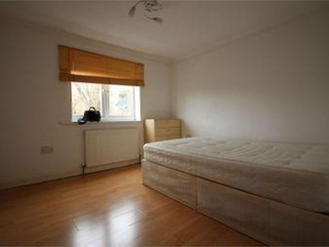 1 Bedrooms for rent in Hainault Road, London E11