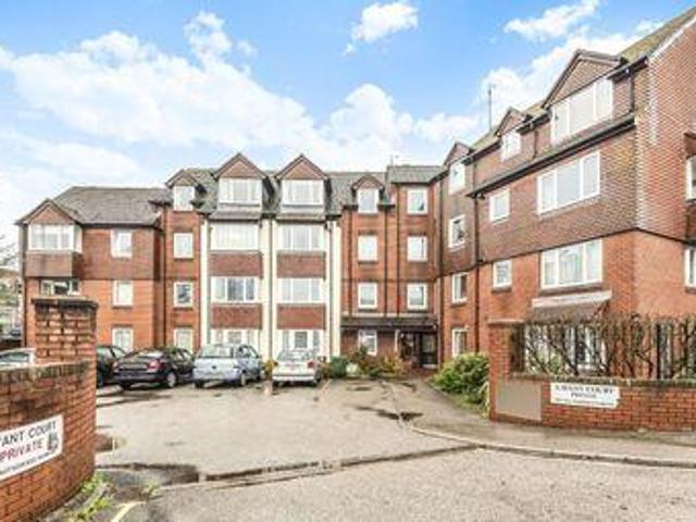1 Bedrooms for rent in Lavant Court, Charles Street, Petersfield GU32
