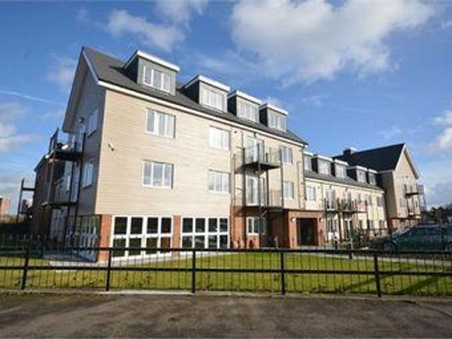1 Bedrooms for sale in St Josephs, Defoe Parade, Grays, Essex RM16