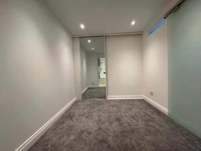 1 bedrooms To Let