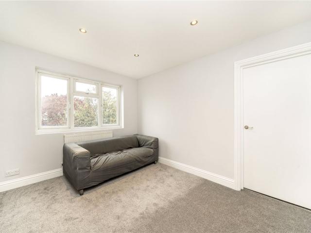 1 beds Apartment For Rent