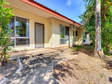 1 Bee Court, Malak