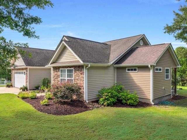 1 Berry Tree Court