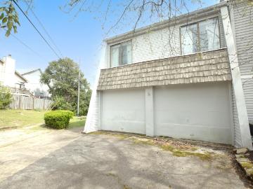 1 Berrywood Drive # 1
