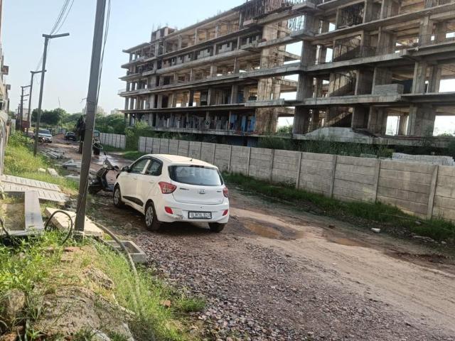 1 BHK Villa in Yeida for resale Greater Noida. The reference number is 21094033