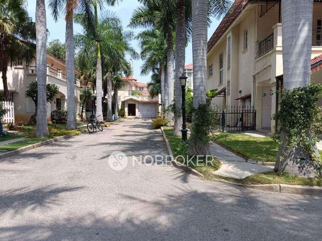 1 BHK Flat In Adarsha Park Land Panathur For Sale In Panathur
