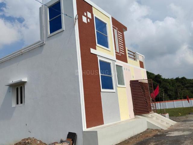 1 BHK Villa in Red Hills for resale Chennai. The reference number is 21251476