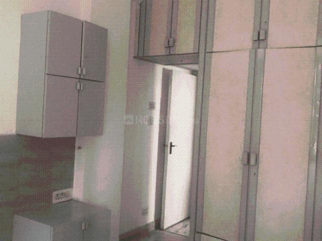 1 BHK Apartment in Colaba for rent Mumbai. The reference number is 16572865