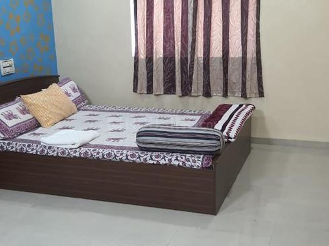 1 BHK Apartment in Chala for rent Vapi. The reference number is 10820583