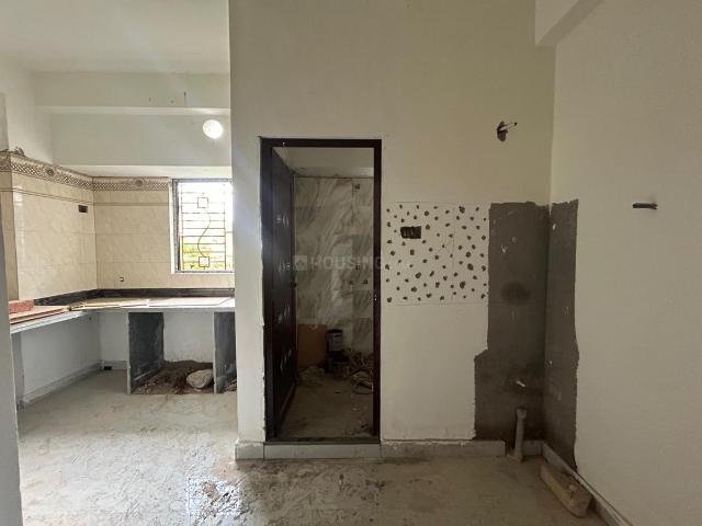 1 BHK Apartment in Chinar Park for resale Kolkata. The reference number is 20140427