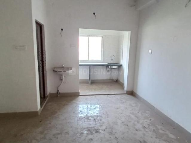 1 BHK Apartment in Chinar Park for resale Kolkata. The reference number is 20943696