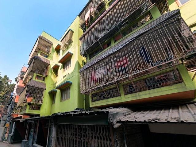 1 BHK Apartment in Chinar Park for resale Kolkata. The reference number is 21244331