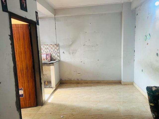 1 BHK Apartment in Chipiyana Buzurg for resale Ghaziabad. The reference number is 18773543