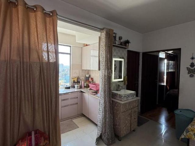 1 BHK Apartment in Crossings Republik for resale Ghaziabad. The reference number is 18210329