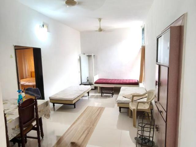 1 BHK Apartment in Ambawadi for rent Ahmedabad. The reference number is 20703027