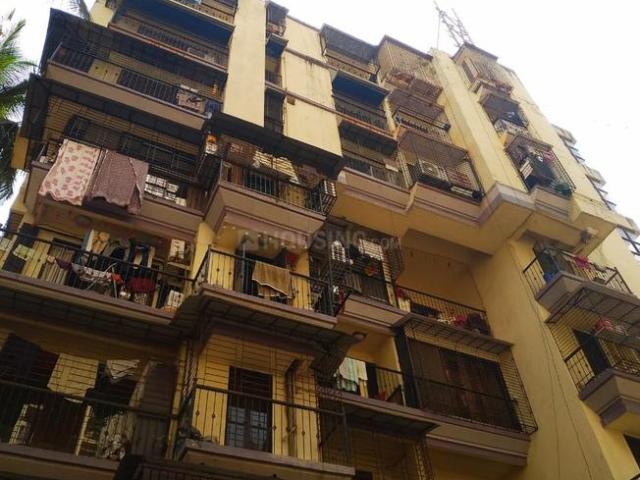 1 BHK Apartment in Andheri West for resale Mumbai. The reference number is 18061824