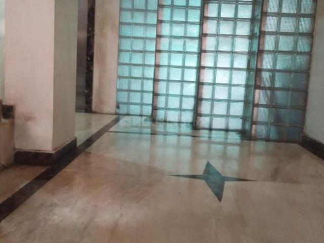 1 BHK Apartment in Andheri West for resale Mumbai. The reference number is 21040358