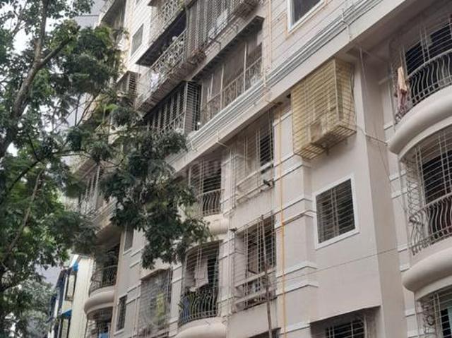 1 BHK Apartment in Andheri West for resale Mumbai. The reference number is 21193192